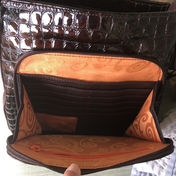 BRIGHTON Reptile Embossed Patent Leather Shoulder Bag - #D723012 - Picture 5 of 15